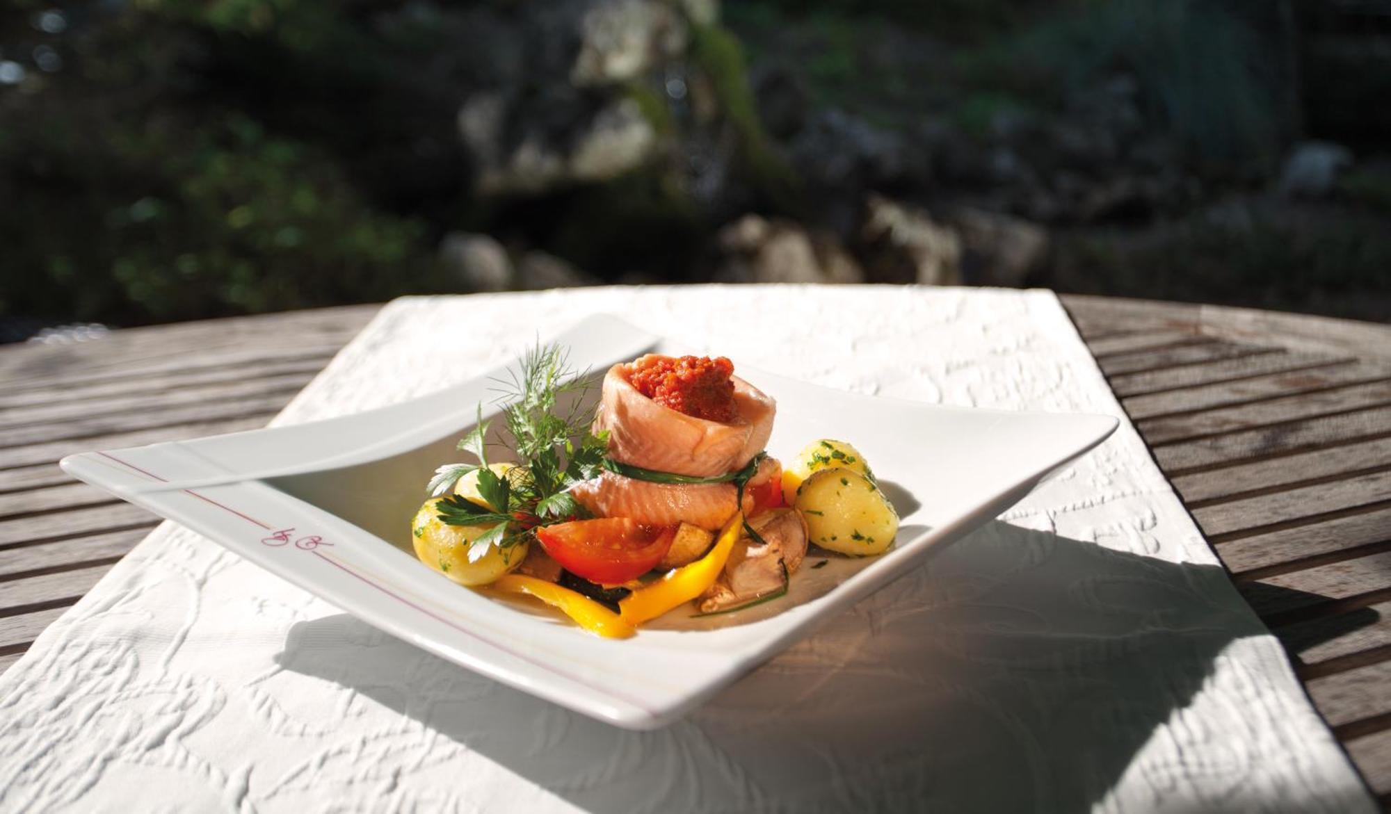 Forellenhof Roessle Hotel & Restaurant Lichtenstein  Bagian luar foto